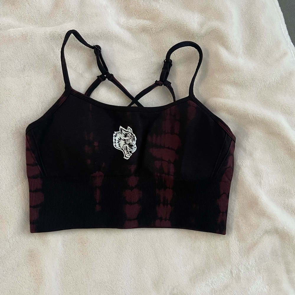 Serpent top
